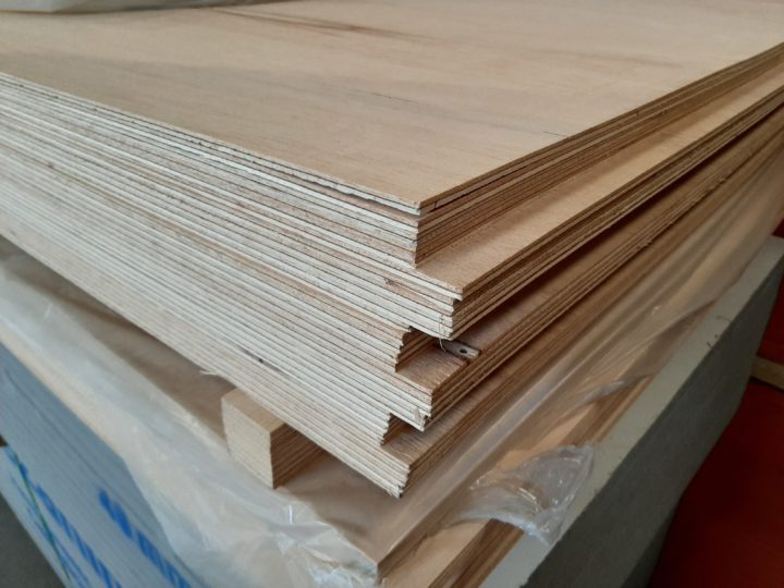 Novidade Compensado Flexível